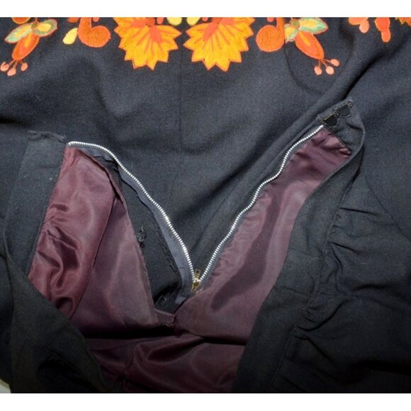 Vintage Unique Fall Handmade Ladies M Black Floral Crewel Embroidered Midi Skirt - Picture 9 of 10